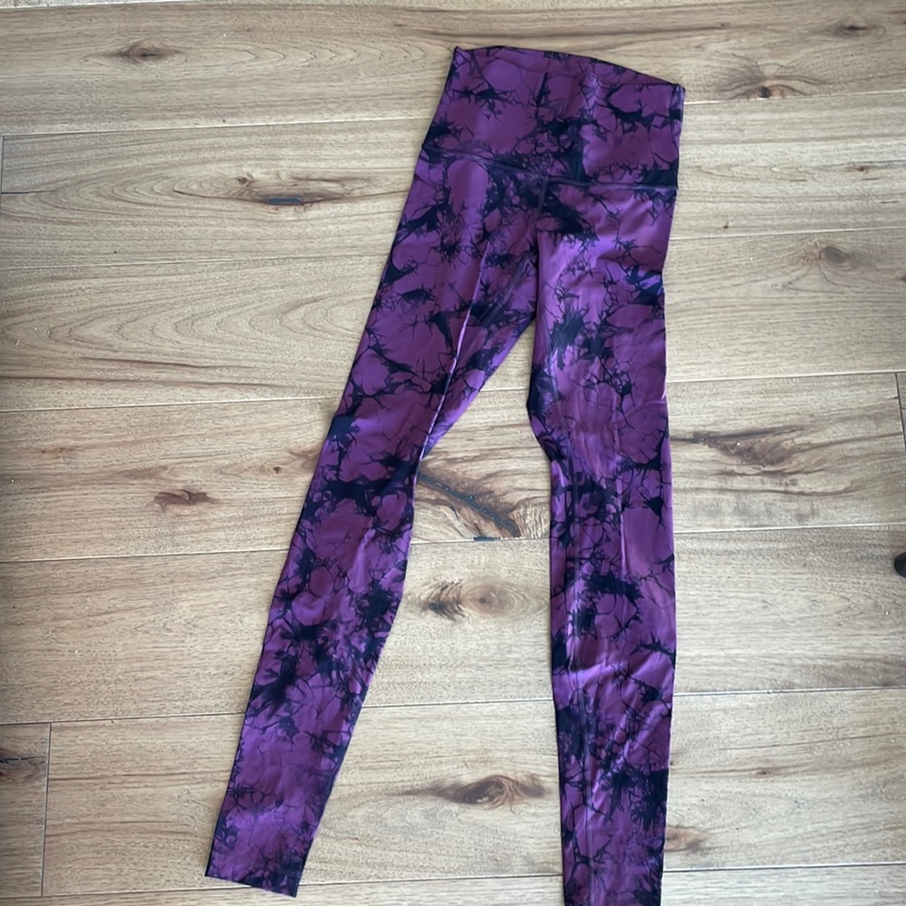 lululemon athletica Purple & Black Tie-Dye Leggings